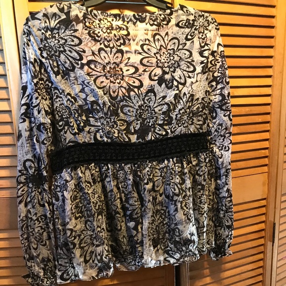 E by ECI Black and Grey Top - Picture 8 of 16